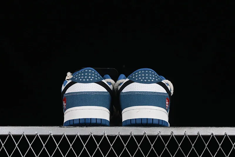 All categories Nk SB Dunk series Nk SB Dunk Low low-top sneakers Nk Dunk Low black and white blue high street style Sashiko embroidery hemp rope deconstruction SB strap low-top casual sneakers DV0834-101